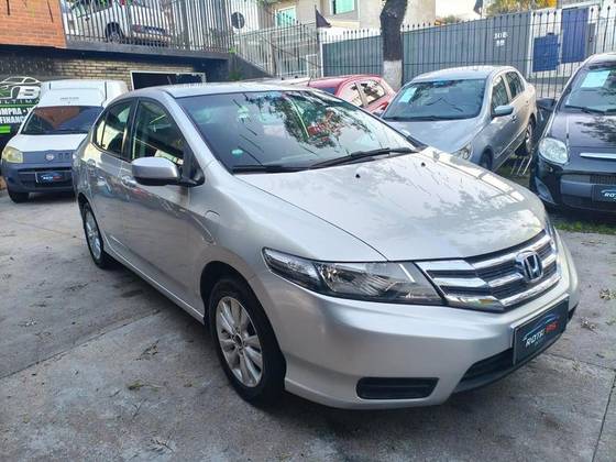 HONDA CITY 1.5 LX 16V FLEX 4P MANUAL HONDA CITY 1.5 LX 16V FLEX 4P MANUAL
